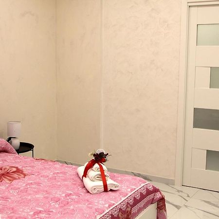 Catalea Bed & Breakfast เนเปิลส์ ภายนอก รูปภาพ