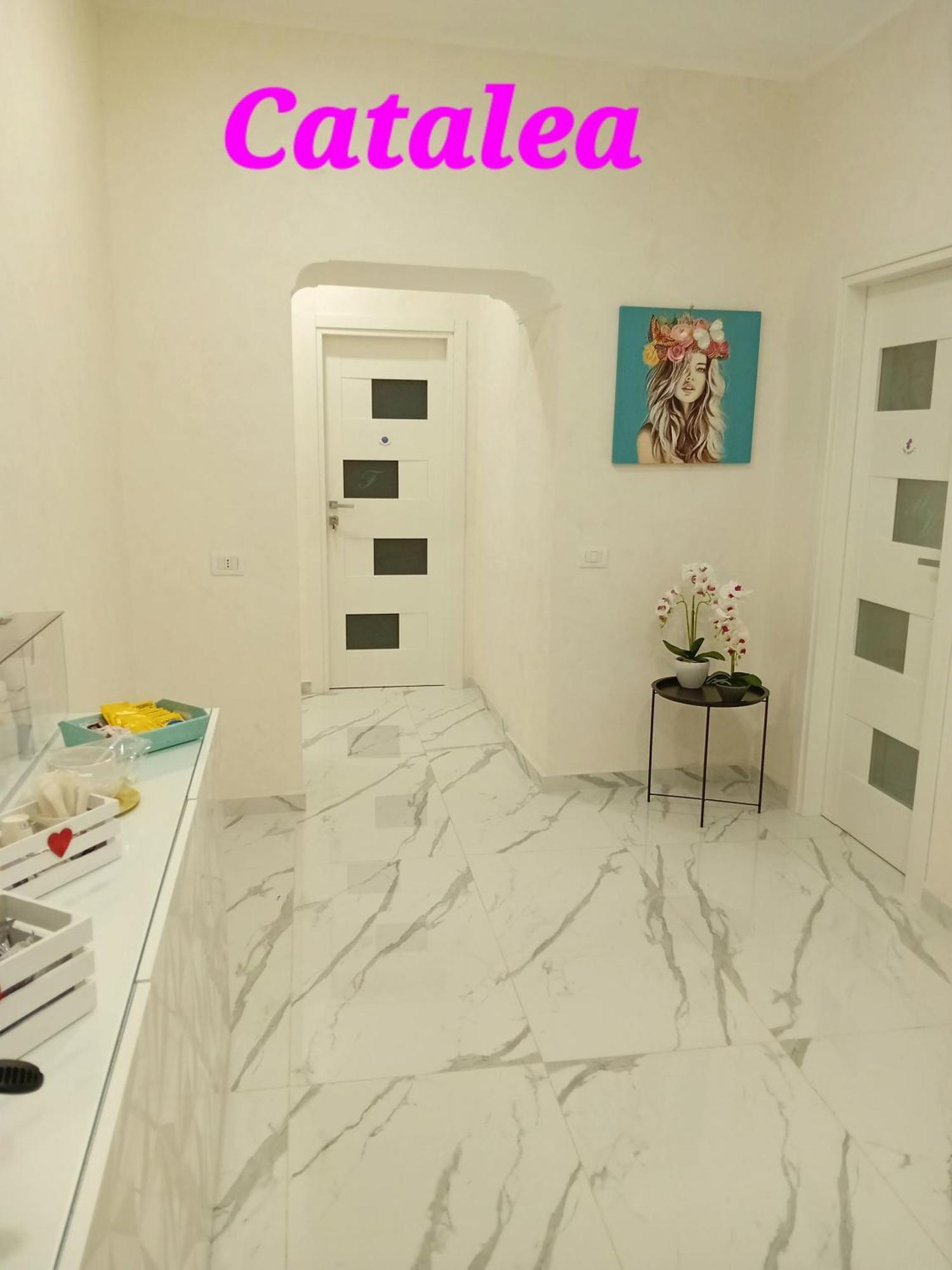 Catalea Bed & Breakfast เนเปิลส์ ภายนอก รูปภาพ